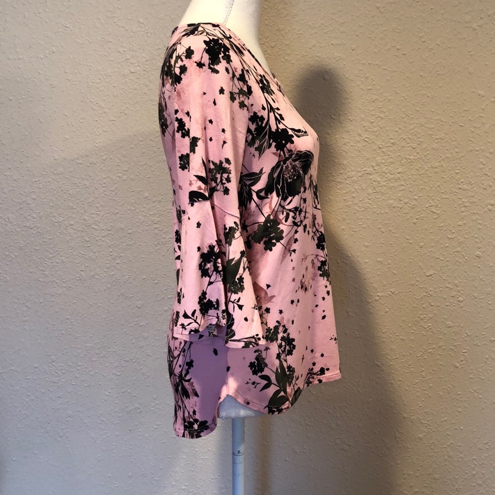 NWT Apt. 9 bell sleeve blouse - Picture 5 of 8